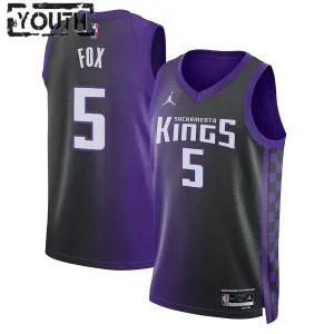 Jordan Sacramento Kings De Aaron Fox Trikot Statement Edition 23/24 Swingman Lila Für Kinder Jordan Sacramento Kings De Aaron Fox Trikot Statement Edition 23/24 Swingman Lila Für Kinder