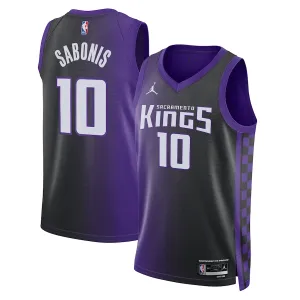 Jordan Sacramento Kings Domantas Sabonis Trikot Statement Edition 23/24 Swingman Lila Für Herren